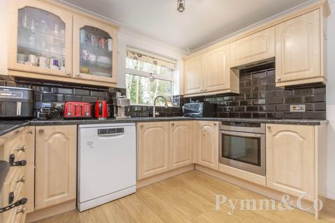 29 Marriott Chase, Taverham, Norwich, NR8 6QQ