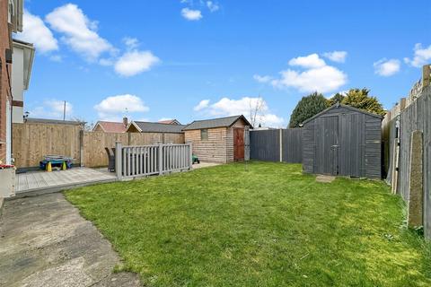 undefined, Swinderby Road, Collingham, Newark