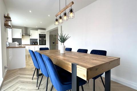 undefined, Swinderby Road, Collingham, Newark