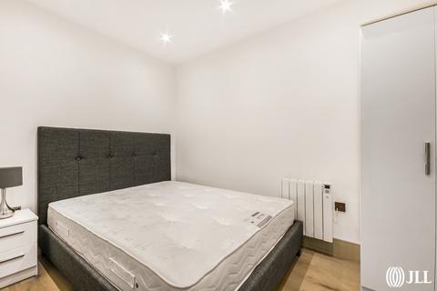 2 bedroom apartment to rent, Clapham Road London SW9