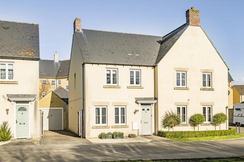 3 bedroom semi-detached house for sale, Flax Crescent, Carterton, Oxfordshire