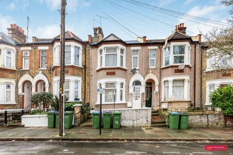 3 bedroom house to rent, Chancelot Road Abbeywood SE2