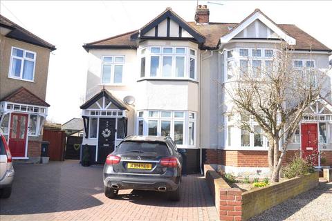 3 bedroom semi-detached house for sale, Langdale Gardens, Chelmsford