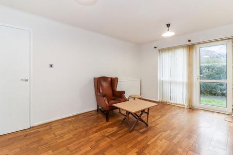 15 Croft Close, Chipperfield, Kings Langley, WD4 9PA