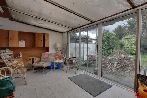 5 Greencroft Gardens, Enfield, EN1 3AS