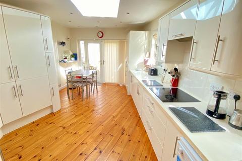 1 Dark Gate Street, Aberaeron, SA46 0JH
