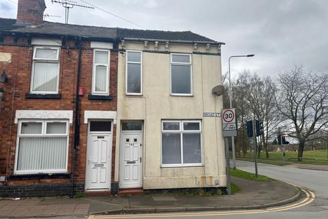 3 bedroom end of terrace house to rent, Broad Street, Crewe, CW1