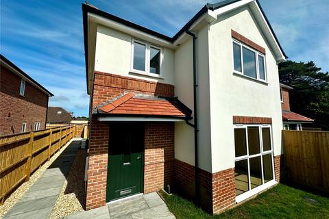 4 bedroom semi-detached house for sale, Lodge Road, Pennington, Lymington, Hampshire, SO41
