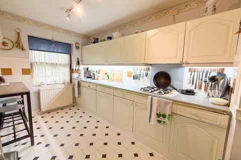 3 bedroom end of terrace house for sale, Staines-upon-Thames, Surrey