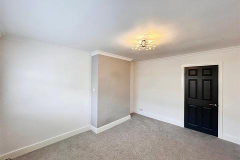 2 bedroom house to rent, Avonmouth Square, Sunderland