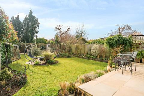 undefined, Walton Lane, Weybridge, KT13