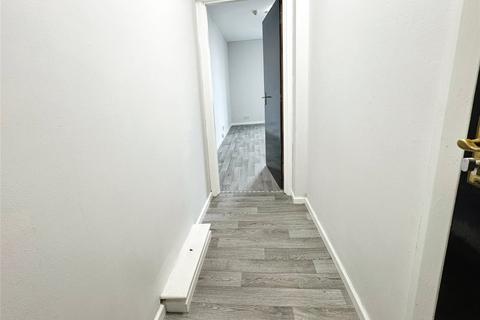 1 bedroom property to rent, Wolverhampton Street, West Midlands DY1