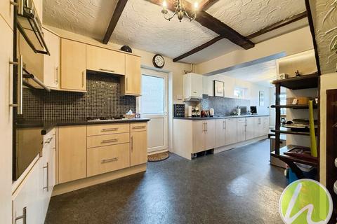 4 bedroom detached house for sale, Willow Hill, Stanford-Le-Hope, SS17