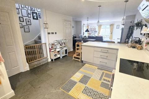24 Newhurst Park, Hilperton, Trowbridge, BA14 7QW