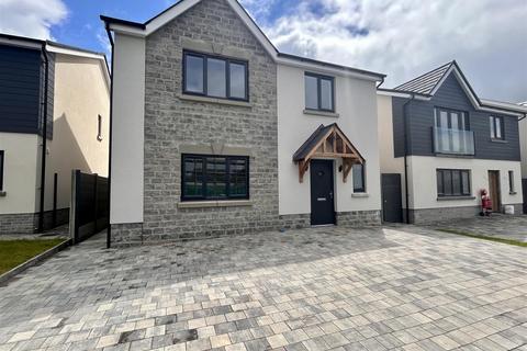 4 bedroom detached house for sale, Maes Y Teirw, Carmarthen