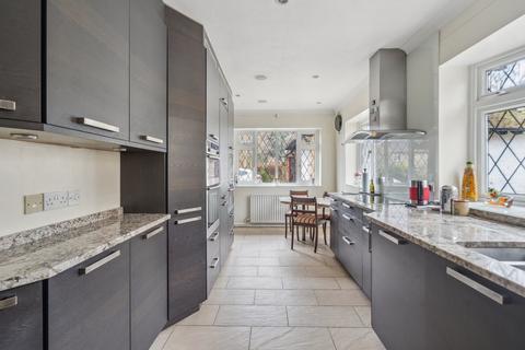 4 bedroom bungalow for sale, Mayflower Way, Farnham Common SL2