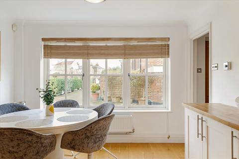 2 bedroom end of terrace house for sale, Abercorn Mews, Richmond, TW10