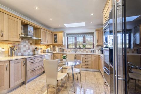 3 Anners Close, Egham, TW20 8UU
