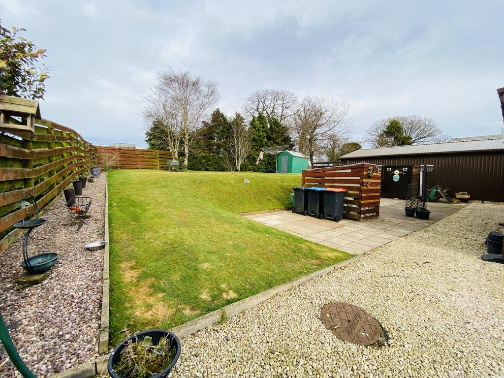 3 Mainshead, Terregles, Dumfries, DG2 9 TJ - Braidw