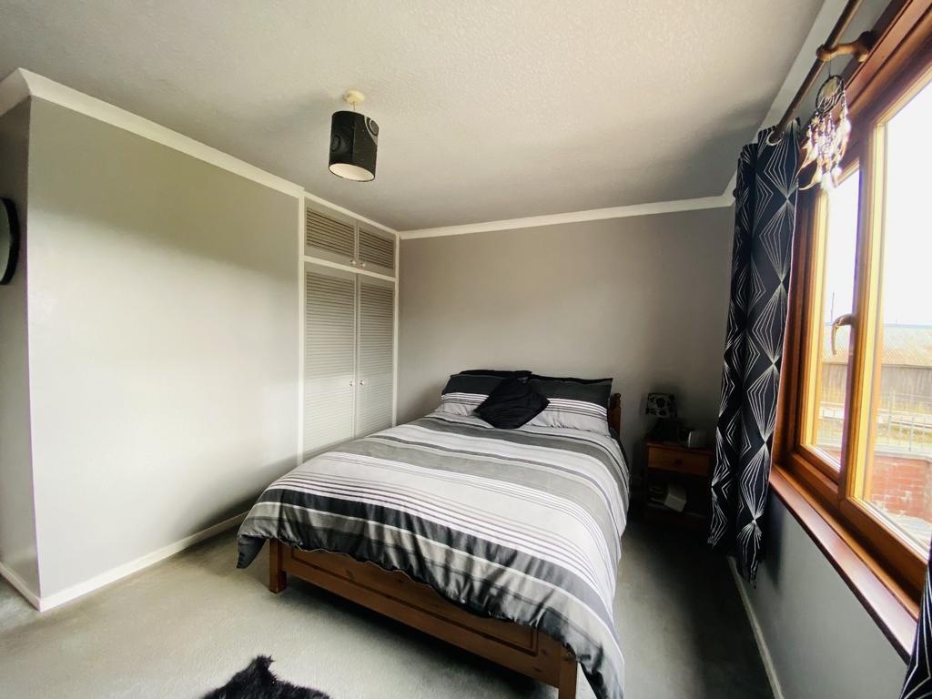 3 Mainshead, Terregles, Dumfries, DG2 9 TJ - Braidw