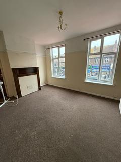 3 bedroom flat to rent, Rayners Lane, Pinner HA5