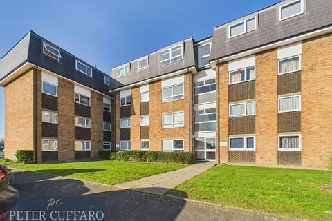 2 bedroom apartment for sale, Lampits, Hoddesdon EN11