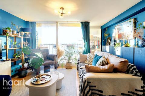 2 bedroom apartment for sale, The Avenue, Leeds