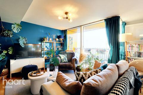 2 bedroom apartment for sale, The Avenue, Leeds