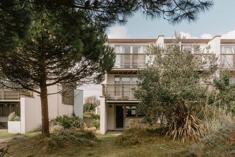 undefined, Royal William Square II, Royal William Square, Camber, East Sussex