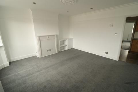 6a, The Flats Chadwell Road, Grays, RM17 5SZ