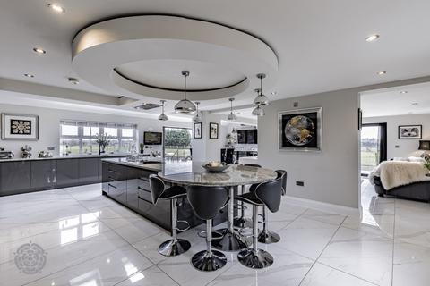 undefined, Jacks Lane, Westhoughton, Bolton, Greater Manchester, BL5 2DJ