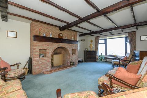 5 bedroom detached house for sale, Brighouse & Denholme Road, Queensbury, Bradford