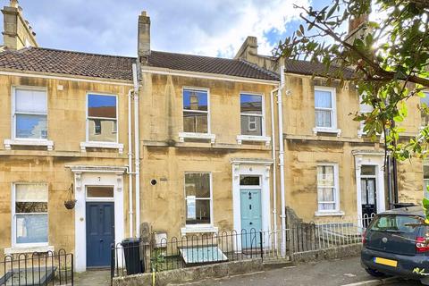 3 bedroom terraced house for sale, Chilton Road, Bath