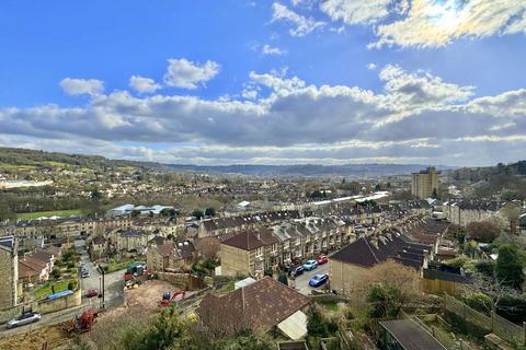 3 bedroom terraced house for sale, Chilton Road, Bath