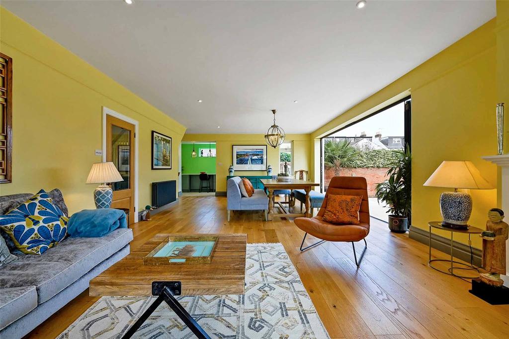 Drawing/Dining Room