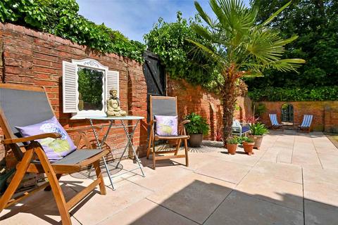 5 bedroom detached house for sale, Vansittart Road, Windsor, Berkshire, SL4