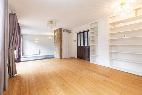 9 Hilly Field, Harlow, CM18 7HU