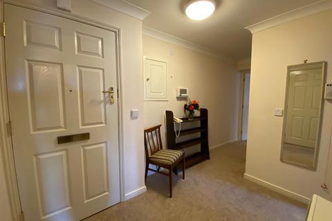 2 bedroom retirement property for sale, Worcester Road, Malvern