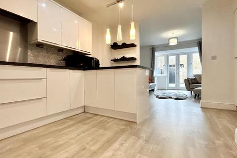 3 bedroom terraced house for sale, Johnsons Gardens, Wath-Upon_Dearne, Rotherham