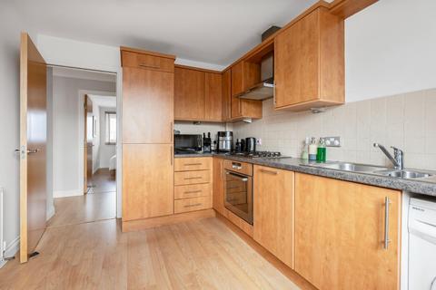 2 bedroom flat for sale, 25/36  Brunswick Road , Edinburgh EH7