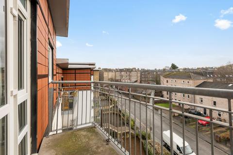25/36 Brunswick Road, Edinburgh, EH7 5GY