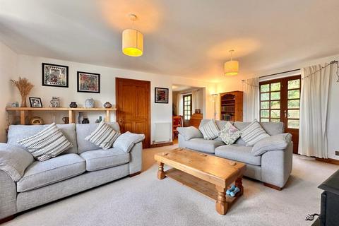 5 bedroom detached house for sale, Orpington Court, Tiverton EX16