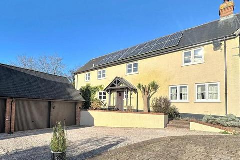 5 bedroom detached house for sale, Orpington Court, Tiverton EX16