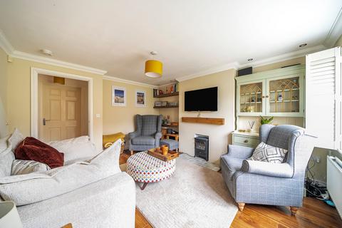 19 Chapel Walk, Coulsdon, CR5 1NZ