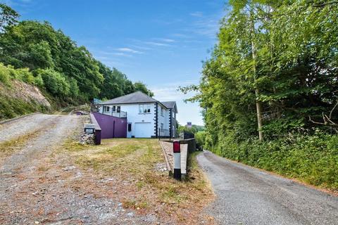 4 bedroom detached house for sale, Drefach Felindre, Llandysul