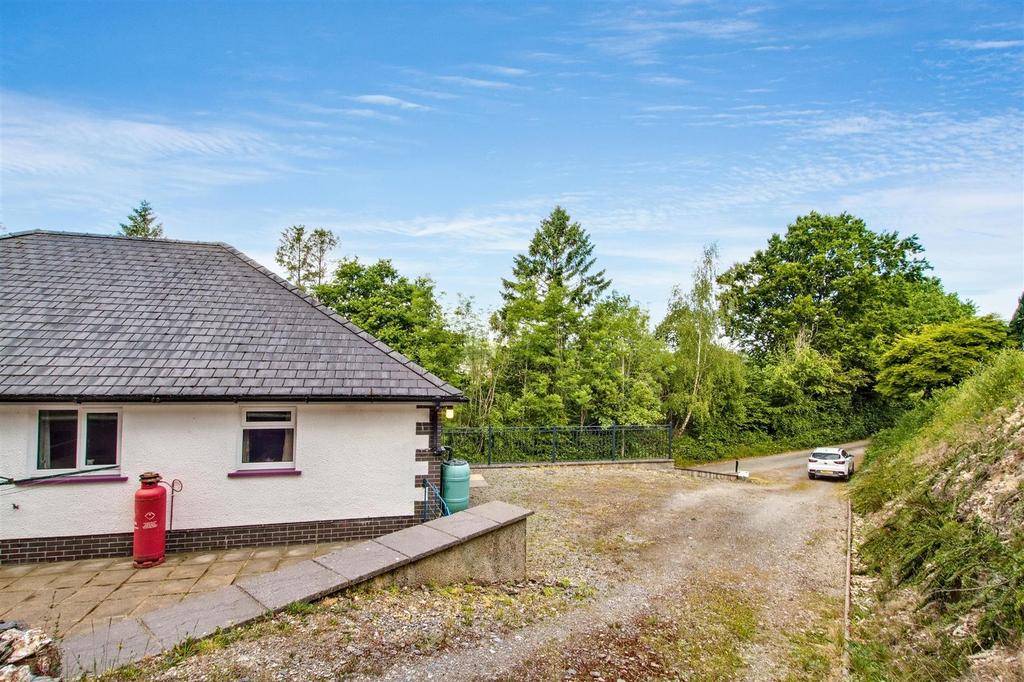 Drive Way