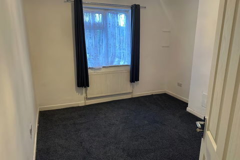 1 bedroom in a flat share to rent, Sweetman Street, Wolverhampton WV6