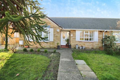 2 bedroom semi-detached bungalow for sale, Belvedere Drive, Bilton, Hull