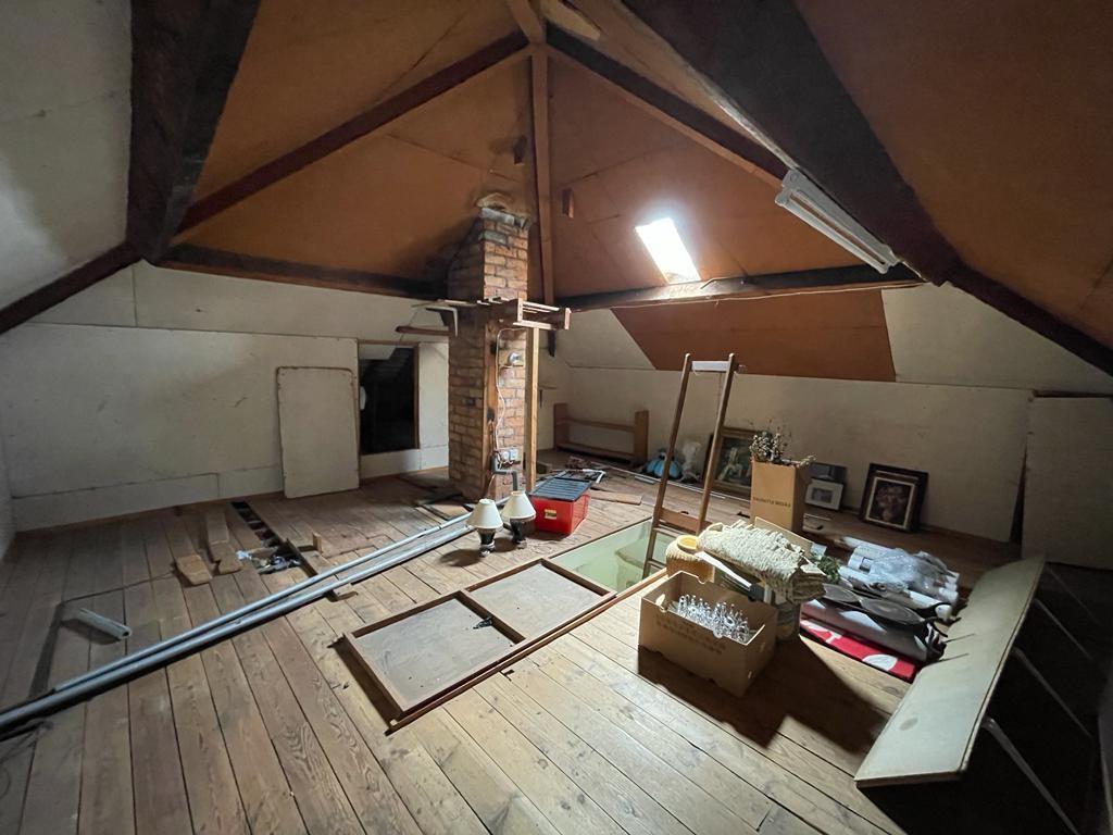 5. Throx Loft.jpg
