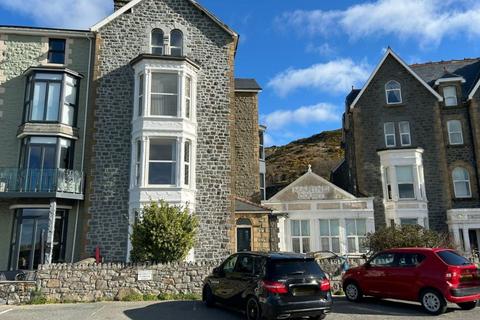 undefined, Flat 1, Marine Court, Marine Parade, Barmouth, LL42 1NB